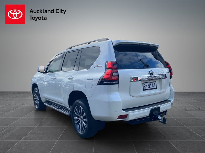 2022 Toyota Land Cruiser Prado VX Limited 2.8D... image 5
