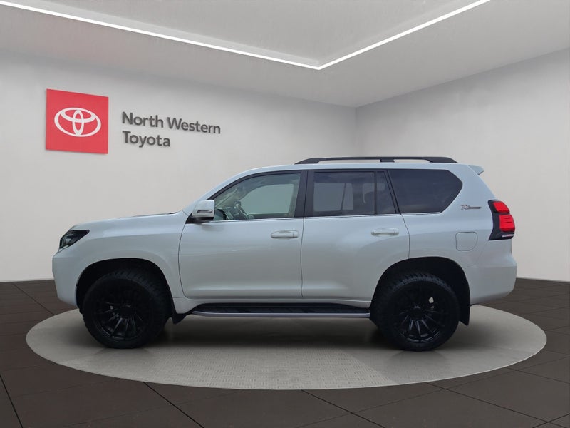 2022 Toyota Land Cruiser Prado VX Limited 2.8L... image 4
