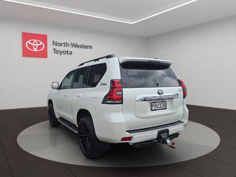 2022 Toyota Land Cruiser Prado VX Limited 2.8L... image 5