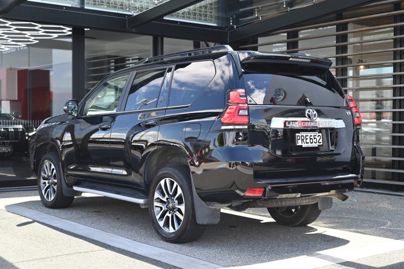 2022 Toyota Land Cruiser VX 2.8 Turbo Diesel 6A... image 2