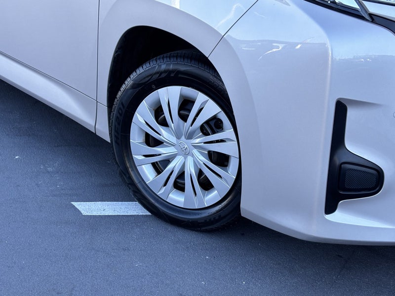 2022 Toyota Noah 1.8 HYBRID PEOPLE MOVER image 5