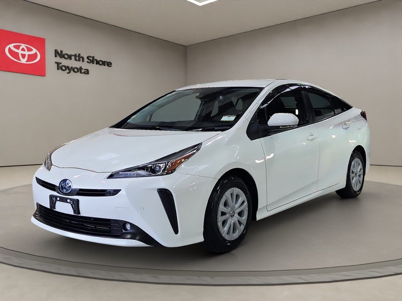 2022 Toyota Prius 1.8L Hybrid S Hatchback image 3