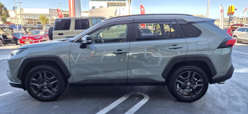 2022 Toyota RAV4 2.5 HV Adventure 4WD Off Road... image 5