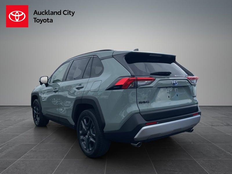 2022 Toyota RAV4 2.5 Hybrid Adventurer 4WD SUV... image 5