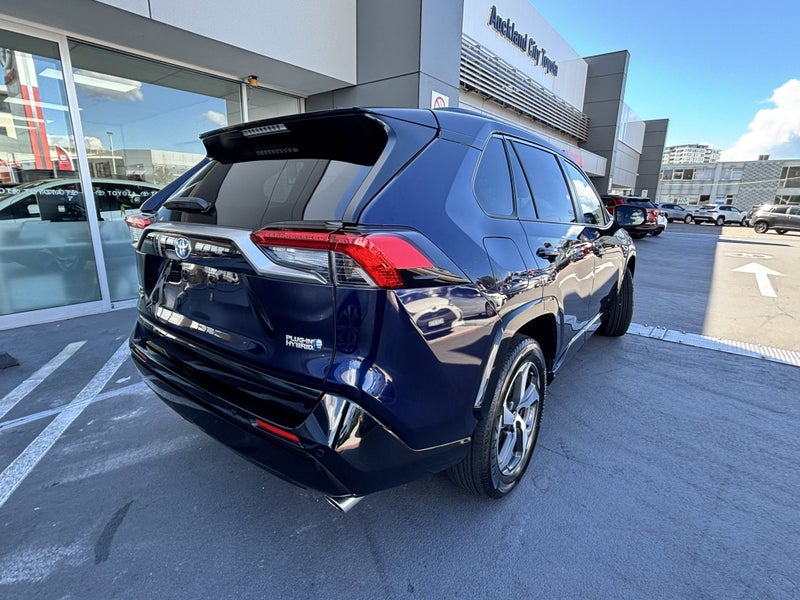 2022 Toyota RAV4 2.5 PHEV GZ LUXURY SUV image 3