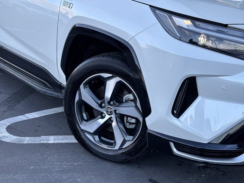 2022 Toyota RAV4 2.5 PLUG IN HYBRID image 5