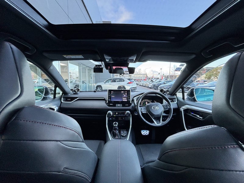 2022 Toyota RAV4 2.5 PLUG IN HYBRID image 2