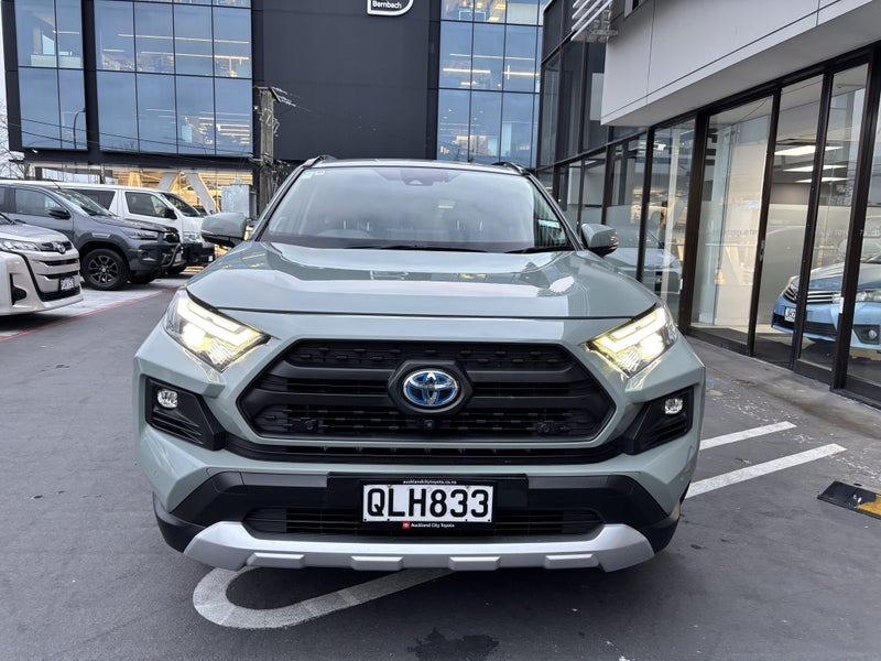 2022 Toyota RAV4 Adventure 2.5 HYBRID LUXURY SUV image 4