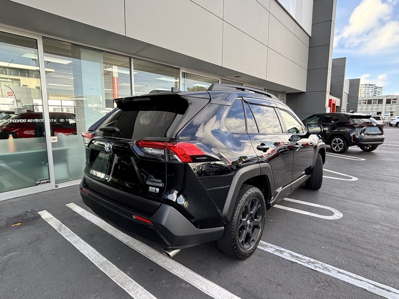 2022 Toyota RAV4 ADVENTURE 2.5 HYBRID OFFROAD E... image 3