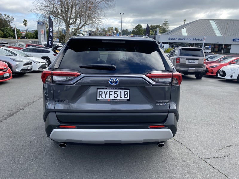 2022 Toyota RAV4 Adventure 2.5P Hybrid image 3