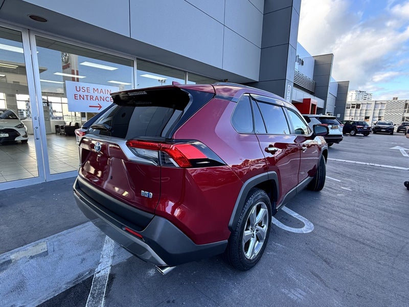 2022 Toyota RAV4 G LIMITED HYBRID image 3