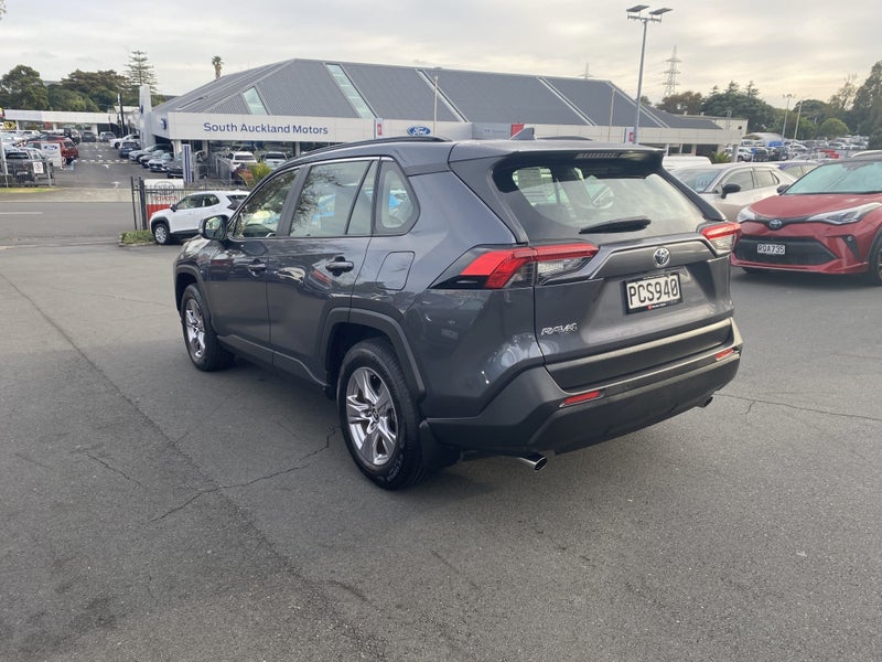 2022 Toyota RAV4 GX 2.0P image 5