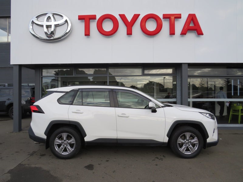 2022 Toyota RAV4 GX 2.0P image 4