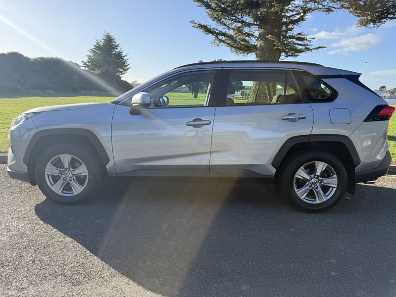 2022 Toyota RAV4 GX 2.0P CVT Automatic FWD SUV image 2