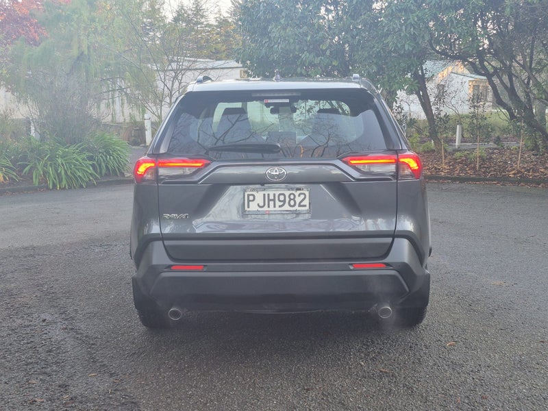 2022 Toyota RAV4 GX 2.0P CVT FWD SUV/5D/5S (MXT... image 4