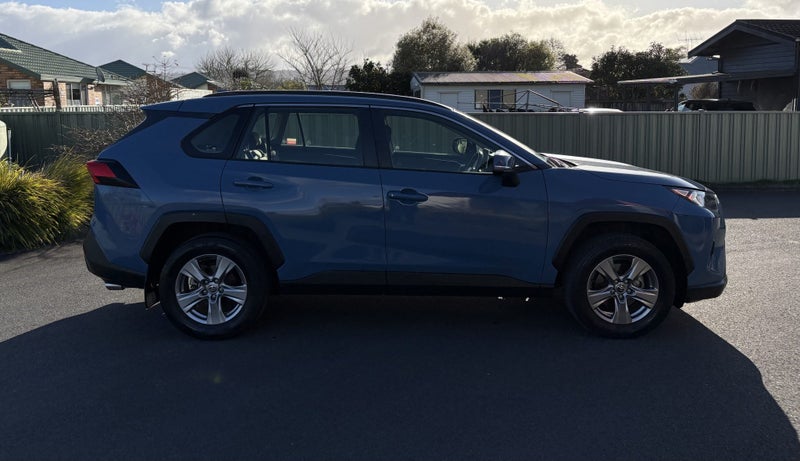 2022 Toyota RAV4 GX 2.0P CVT FWD SUV/5D/5S (MXT... image 2