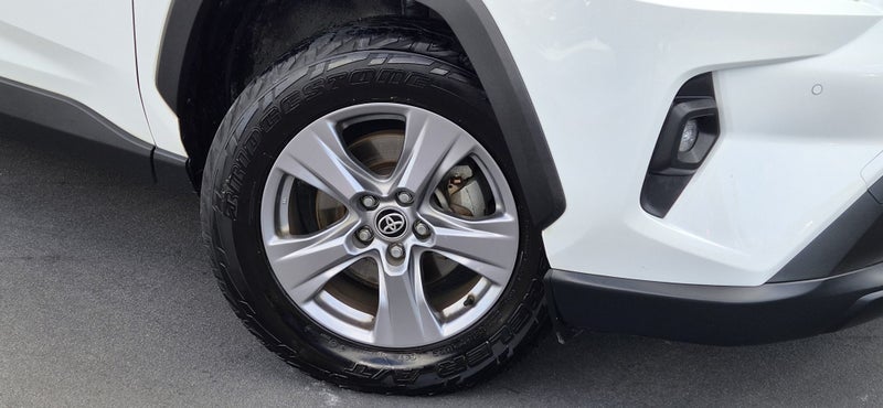 2022 Toyota RAV4 GX 2.5 HYBRID POPULAR SUV image 2