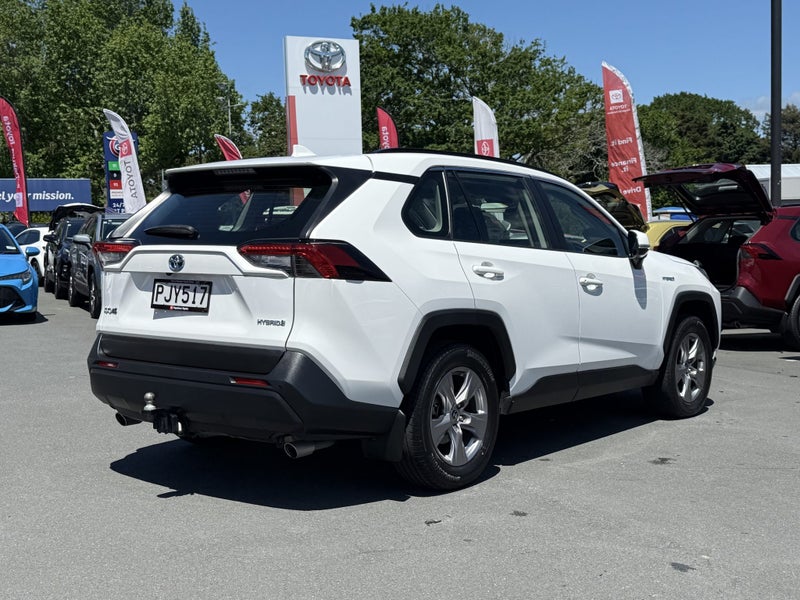 2022 Toyota RAV4 GX 2.5L HYBRID image 3