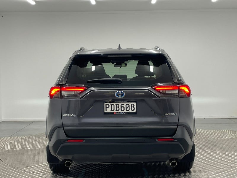 2022 Toyota RAV4 GX 2.5P Hybrid AWD image 4