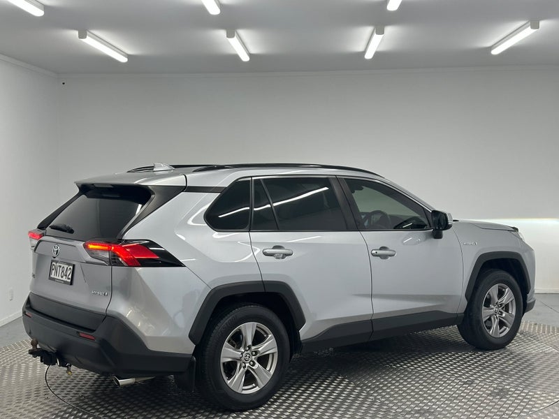 2022 Toyota RAV4 GX 2.5P Hybrid AWD image 3
