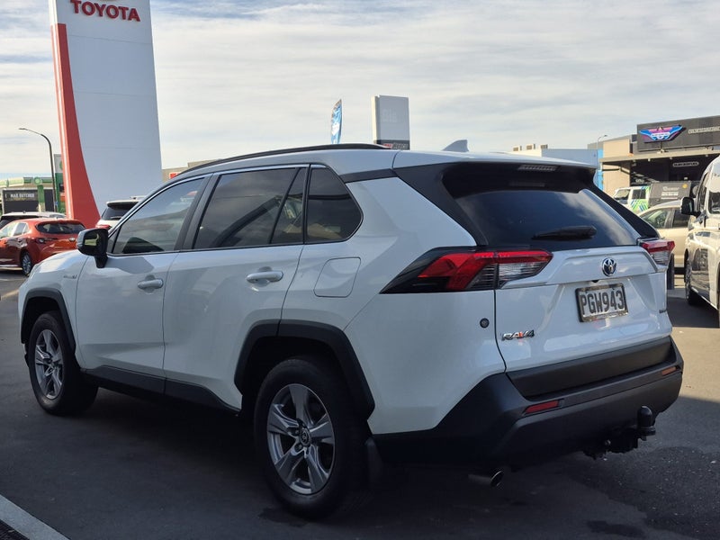 2022 Toyota RAV4 GX 2.5P HYBRID AWD Auto image 5