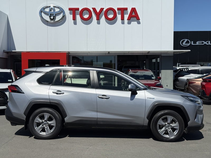 2022 Toyota RAV4 GX 2.5P Hybrid AWD SUV/5D/5S image 5