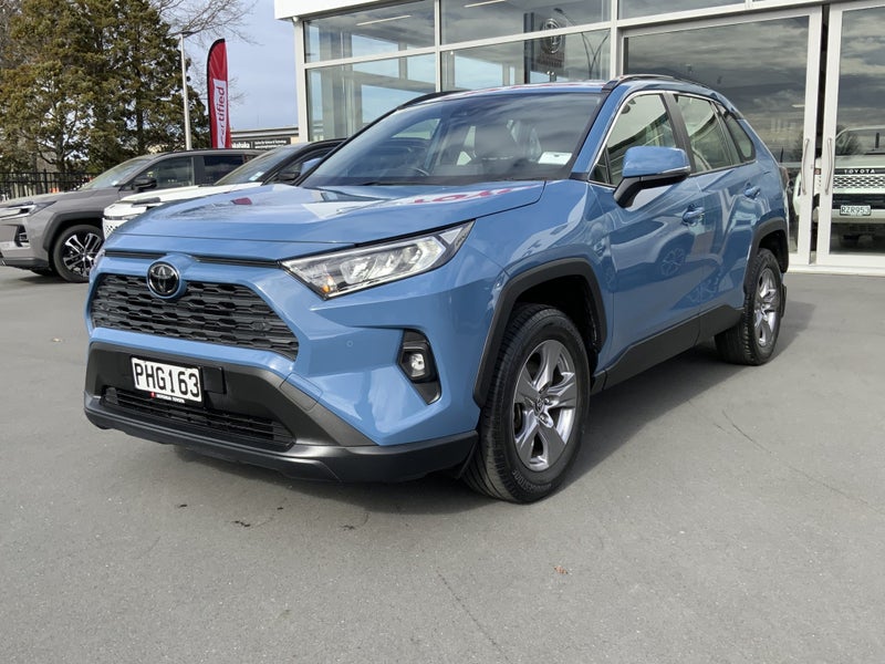 2022 Toyota RAV4 GX Certified - Great colour !! image 4