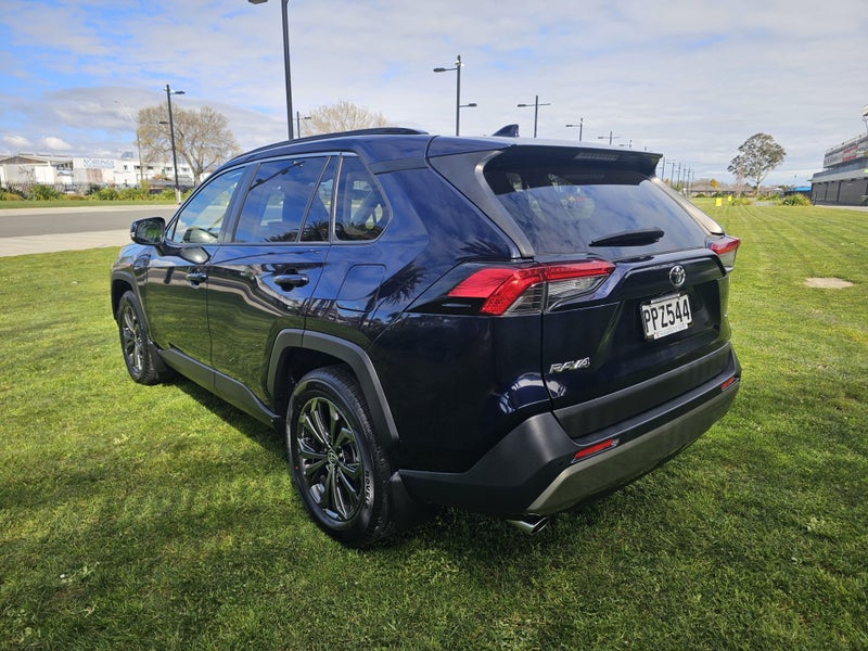 2022 Toyota RAV4 GXL 2.5P Automatic AWD SUV image 5