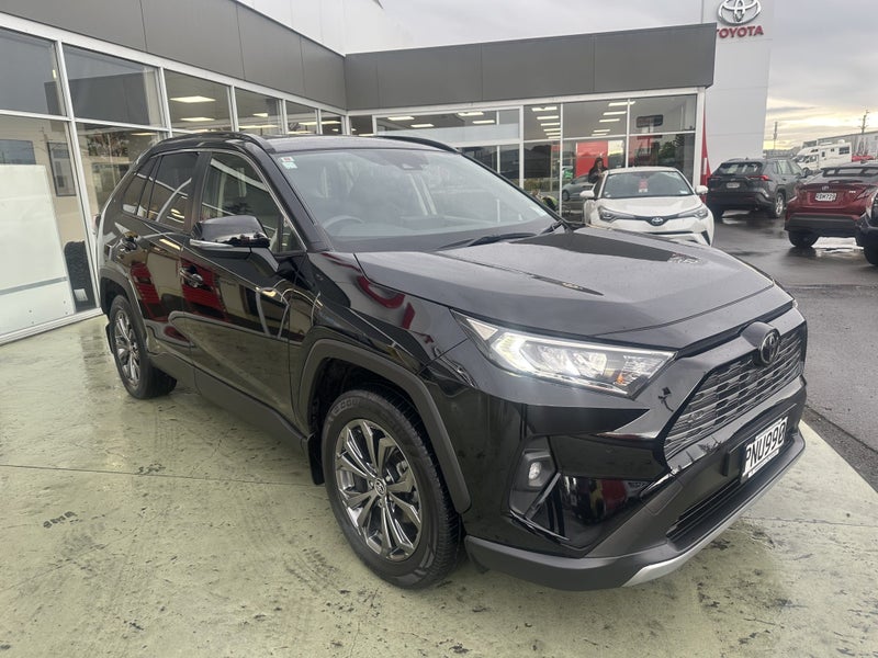 2022 Toyota RAV4 GXL 2.5P Automatic AWD SUV image 3