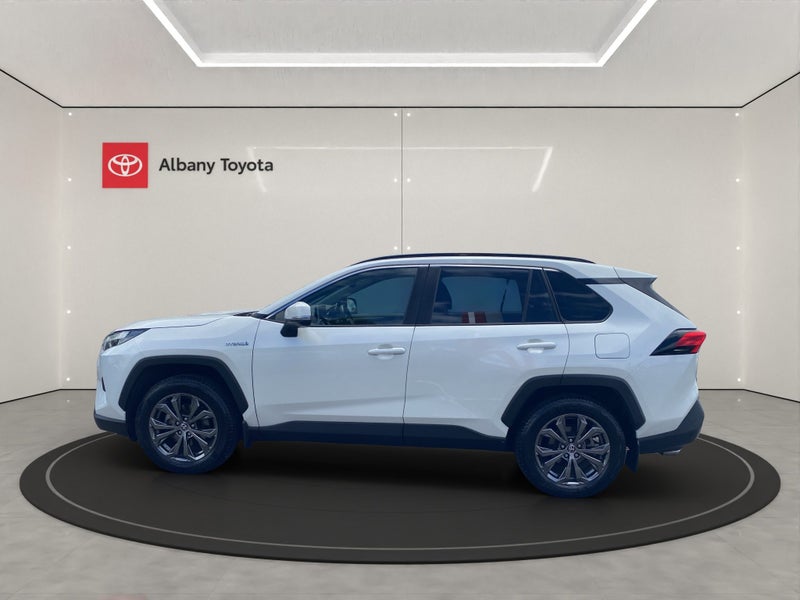 2022 Toyota RAV4 GXL 2.5P HV ECVT AWD SUV/5D/5S... image 5