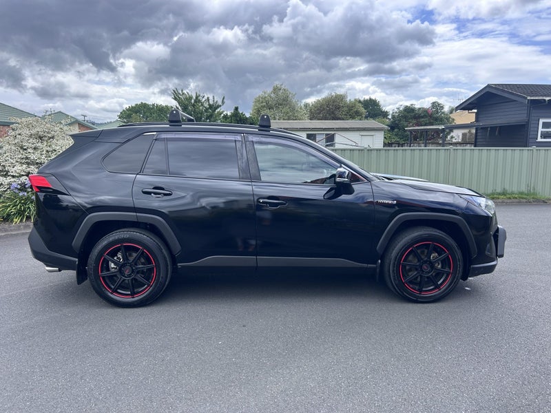 2022 Toyota RAV4 GXL 2.5P HV ECVT AWD SUV/5D/5S... image 2