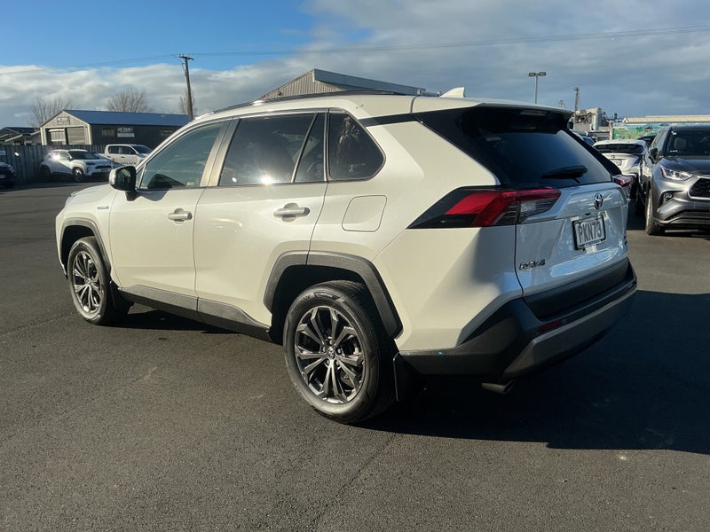 2022 Toyota RAV4 GXL 2.5P HV ECVT AWD SUV/5D/5S... image 5