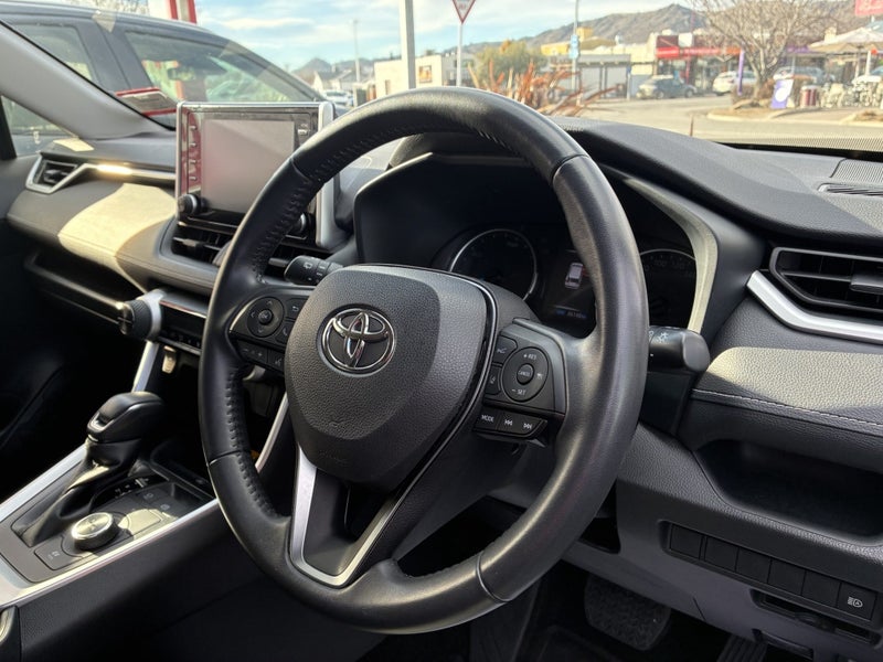 2022 Toyota RAV4 GXL AWD Hybrid Auto image 3
