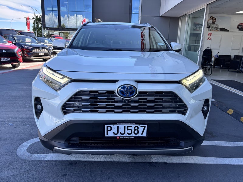 2022 Toyota RAV4 Limited 2.5 HYBRID LUXURY SUV image 4