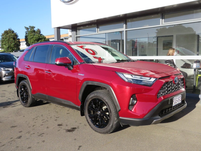 2022 Toyota RAV4 Limited 2.5P HV image 2