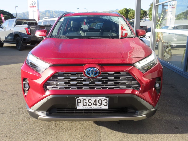 2022 Toyota RAV4 Limited 2.5P HV image 3