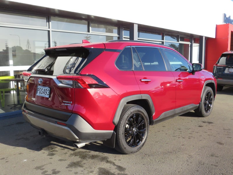 2022 Toyota RAV4 Limited 2.5P HV image 5
