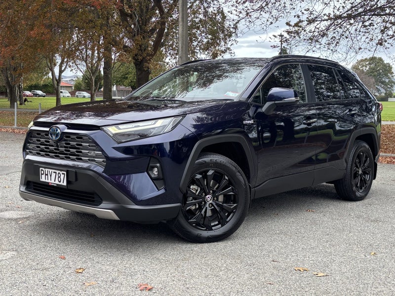 2022 Toyota RAV4 Limited 2.5P HV ECVT AWD SUV image 3