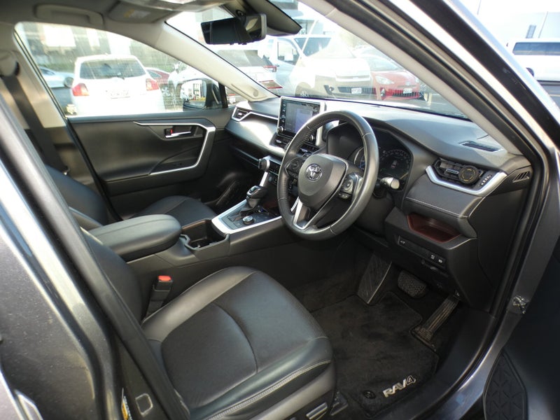 2022 Toyota RAV4 Limited 2.5P HV ECVT AWD SUV/5... image 2