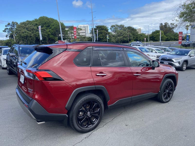 2022 Toyota RAV4 Limited 2.5P Hybrid AWD SUV image 2