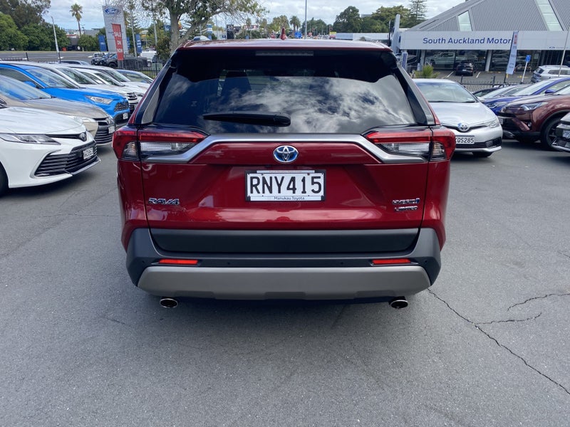 2022 Toyota RAV4 Limited 2.5P Hybrid AWD SUV image 3