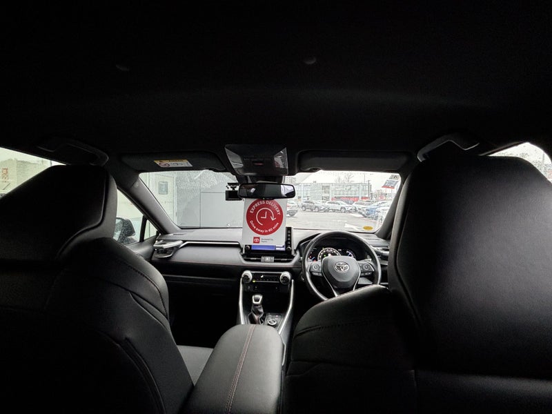 2022 Toyota RAV4 P2.5 PLUG IN HYBRID LUXURY SUV image 2