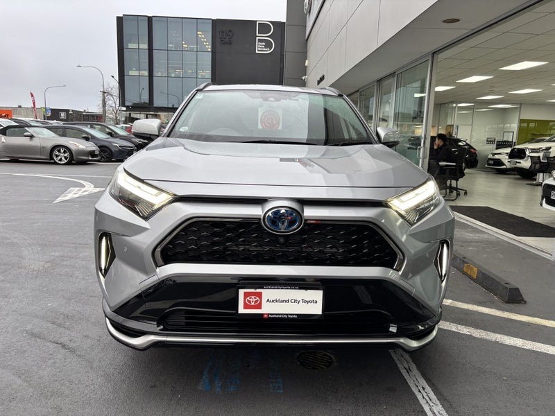 2022 Toyota RAV4 P2.5 PLUG IN HYBRID LUXURY SUV image 4