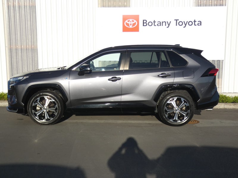 2022 Toyota RAV4 PHV Black Tone 2.5 SUV 5 Dr 4W... image 4
