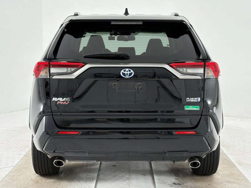 2022 Toyota RAV4 PHV G Z 2.5 4WD Plug In Hybrid image 3