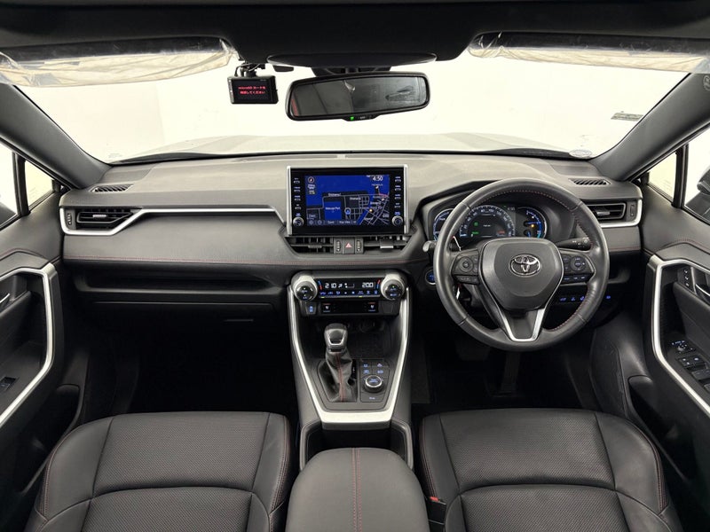 2022 Toyota RAV4 PHV G Z 2.5 4WD Plug In Hybrid image 5