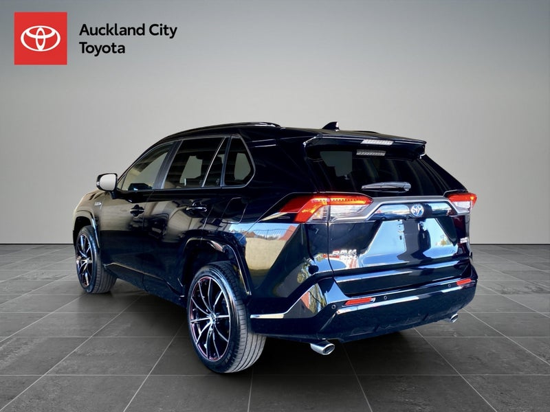 2022 Toyota RAV4 PHV G Z SUV 2.5 4WD 5 Door image 5