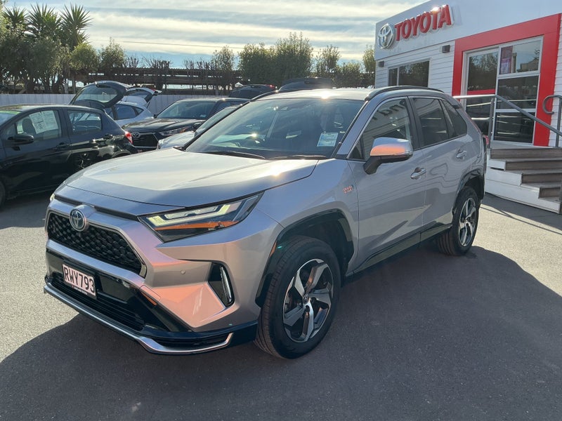 2022 Toyota RAV4 PHV G Z SUV 2.5 4WD SUV - Plug... image 3