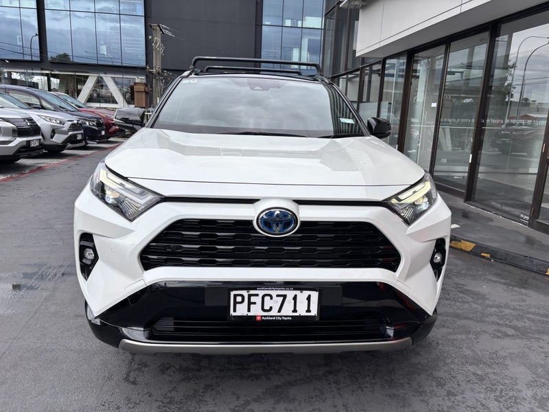 2022 Toyota RAV4 XSE 2.5 HYBRID POPULAR SUV image 4