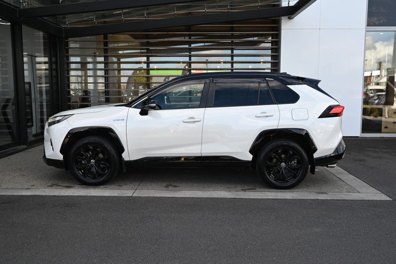 2022 Toyota RAV4 XSE 2.5 Petrol Hybrid AWD SUV image 3